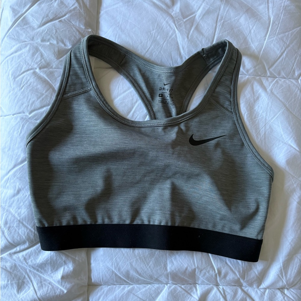 Nike Women's Heathered Gray Sports Bra